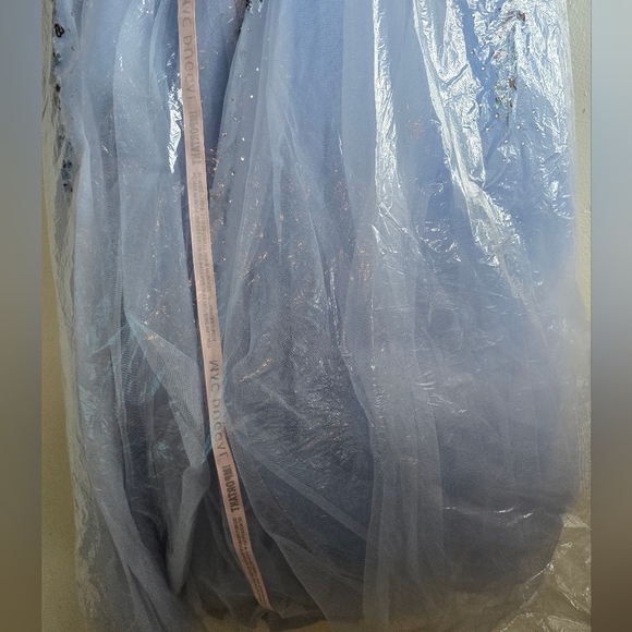 NWT! MAC DUGGAL, Flutter Sleeve Beaded Ball Gown, Periwinkle, Size 10 -MSRP $998 - Picture 10 of 10